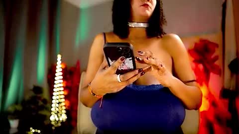 Snapshot of mariicha chatting on 10.11.25 Nikita - Scroll down and read my bio please. New Pictures in Bio online show from 10.11.25