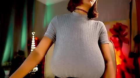 Nikita - Scroll down and read my bio please. New Pictures in Bio online show from 11.29.25