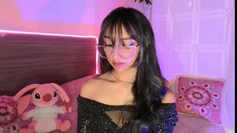 Snapshot of marijaneh chatting on 05.27.26 Luna Dulk online show from 05.27.26