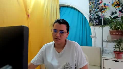 Snapshot of marilyn_garcia chatting on 07.13.26 MARILYN SEXY online show from 07.13.26