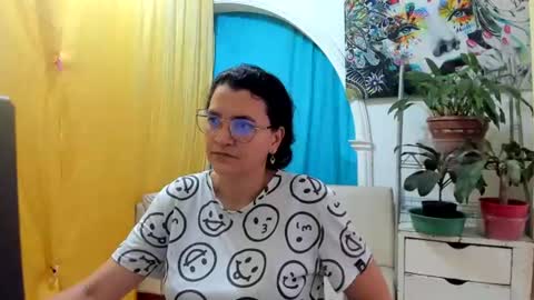 Snapshot of marilyn_garcia chatting on 07.16.26 MARILYN SEXY online show from 07.16.26