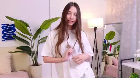 Naomi online show from 06.29.26