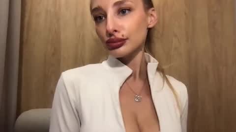 MarilynDevilish online show from 12.30.24