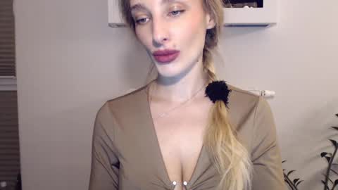 MarilynDevilish online show from 01.16.25