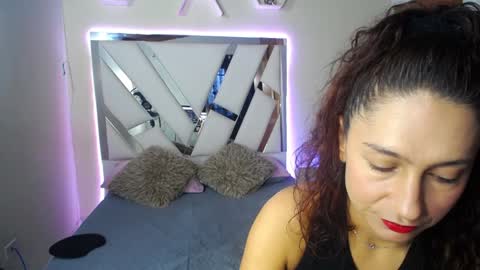 Snapshot of marilynetthan chatting on 12.28.24 marilynetthan online show from 12.28.24