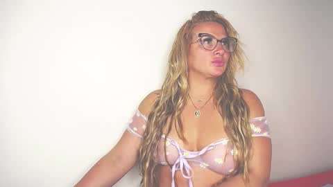 Marilyn Leon online show from 09.29.25