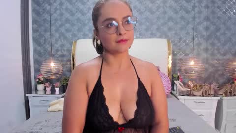 Marilyn Vega online show from 01.16.26