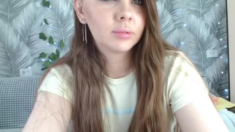 Snapshot of mariyapipi chatting on 04.26.26 pipi online show from 04.26.26