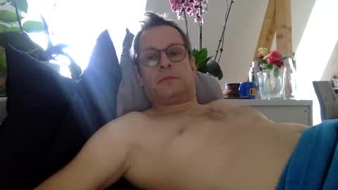 Snapshot of mark32571 chatting on 03.11.25 Little Mark online show from 03.11.25