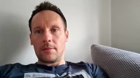 Snapshot of mark__39 chatting on 02.10.25 Mark online show from 02.10.25