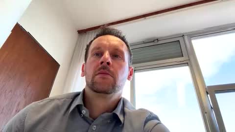 Snapshot of mark__39 chatting on 11.17.25 Mark online show from 11.17.25