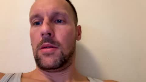 Snapshot of mark__39 chatting on 11.21.25 Mark online show from 11.21.25