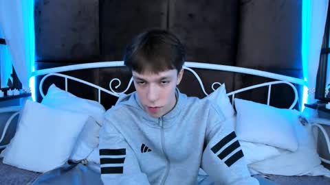 Mark online show from 12.01.25