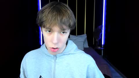 Mark online show from 03.08.26