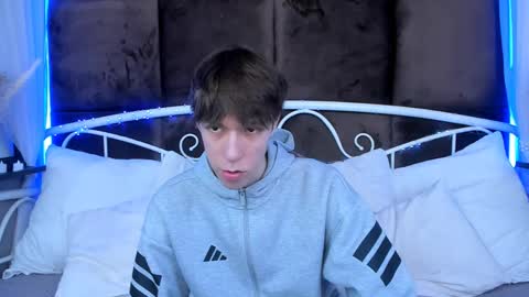 Mark online show from 04.05.26