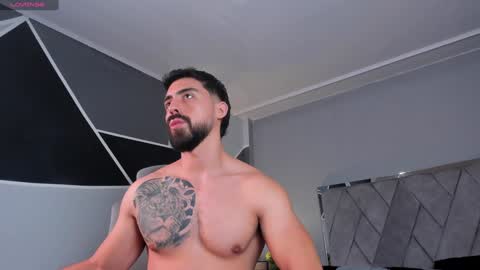 Snapshot of mark_broown_ chatting on 12.06.24 mark_broown_ online show from 12.06.24