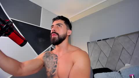 Snapshot of mark_broown_ chatting on 03.09.25 mark_broown_ online show from 03.09.25