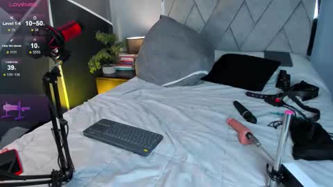 Snapshot of mark_broown_ chatting on 10.05.25 mark_broown_ online show from 10.05.25