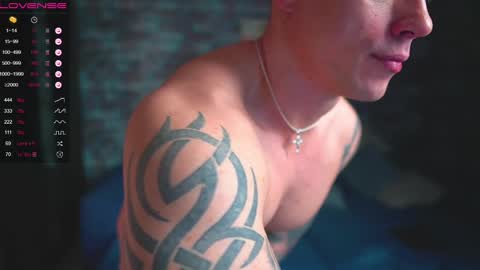 Mark online show from 03.04.25