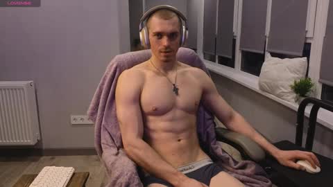 Mark online show from 01.12.25