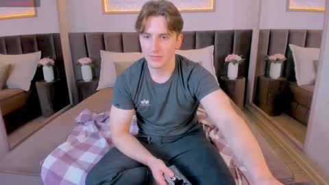 Mark online show from 11.20.25