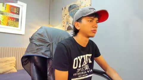 Snapshot of markbowie chatting on 02.27.26 markbowie online show from 02.27.26