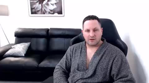 Snapshot of marko66999 chatting on 11.15.25 Master online show from 11.15.25