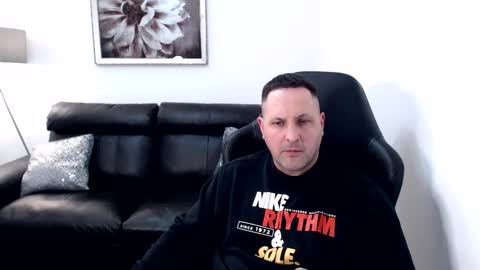Snapshot of marko66999 chatting on 11.27.25 Master online show from 11.27.25