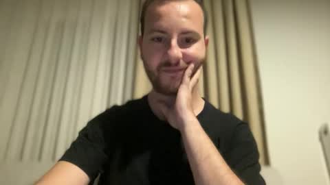 Snapshot of marksixma1 chatting on 09.23.25 JOHN PRAY online show from 09.23.25