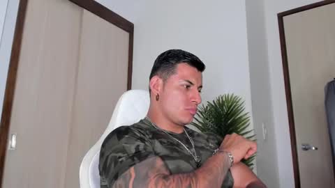 Snapshot of markus_blass chatting on 02.04.25 markus... Y online show from 02.04.25