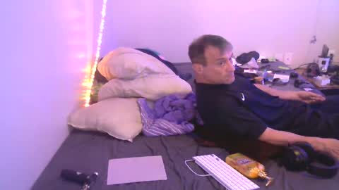 markymark101825061 online show from 01.09.25