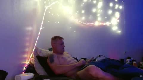 markymark101825061 online show from 02.10.25