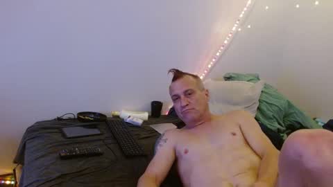 markymark101825061 online show from 02.11.25