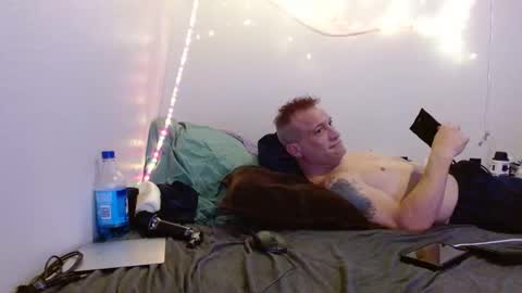 markymark101825061 online show from 02.14.25