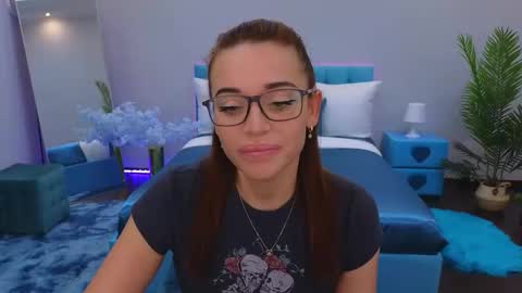 MarlaDewis online show from 10.04.25