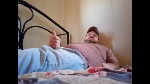 Snapshot of marlboroman8532 chatting on 11.10.25 marlboroman8532 online show from 11.10.25