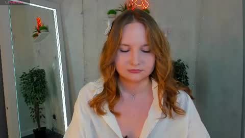 Snapshot of marlyn_owen chatting on 06.11.26 Emmaa online show from 06.11.26