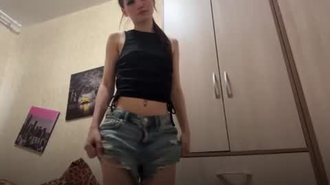 Snapshot of marnieratelle chatting on 07.17.26 Chrissy online show from 07.17.26