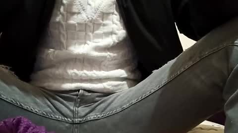 Snapshot of marocreda33 chatting on 03.12.25 marocreda33 online show from 03.12.25