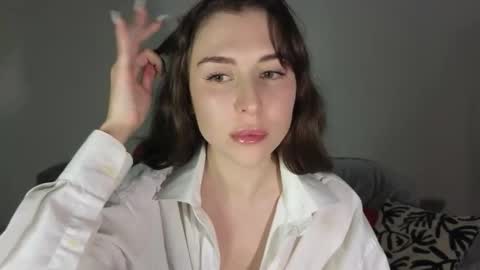 Mary online show from 11.26.25