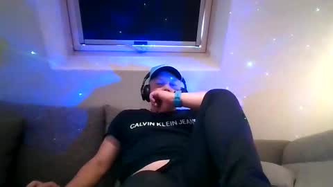 Snapshot of mars0481 chatting on 10.12.25 mars0481 online show from 10.12.25