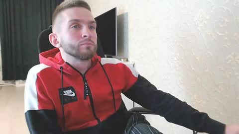 Snapshot of marselle_looker chatting on 01.17.25 Marselle online show from 01.17.25