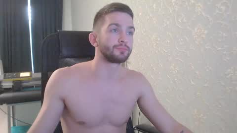 Snapshot of marselle_looker chatting on 02.25.25 Marselle online show from 02.25.25