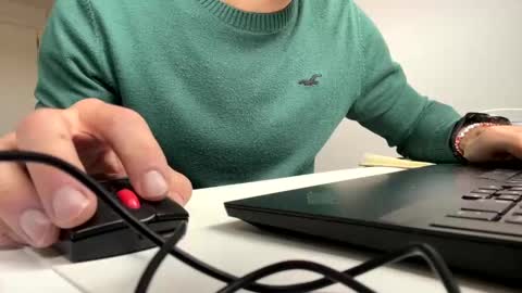 Snapshot of marsupilami_82_ chatting on 12.19.24 marsupilami_82_ online show from 12.19.24