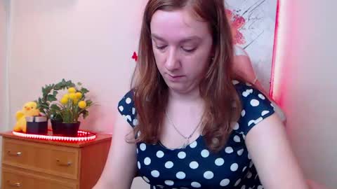 Snapshot of marthasimons chatting on 05.19.26 Martha online show from 05.19.26