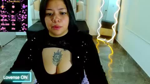 Hey im martina online show from 02.15.25