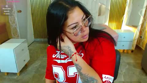 Hey im martina online show from 12.03.25