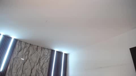 Snapshot of martinaguzmann chatting on 03.04.25 Martina online show from 03.04.25