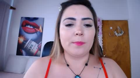 Snapshot of martiniella chatting on 05.28.26 Antonella Martini online show from 05.28.26