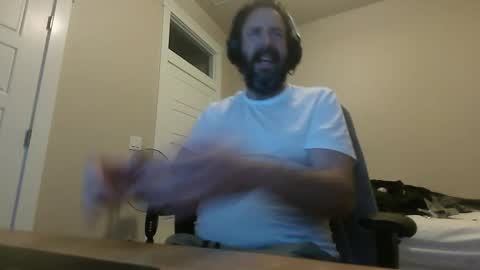 Snapshot of martlz chatting on 04.28.26 Martlz online show from 04.28.26
